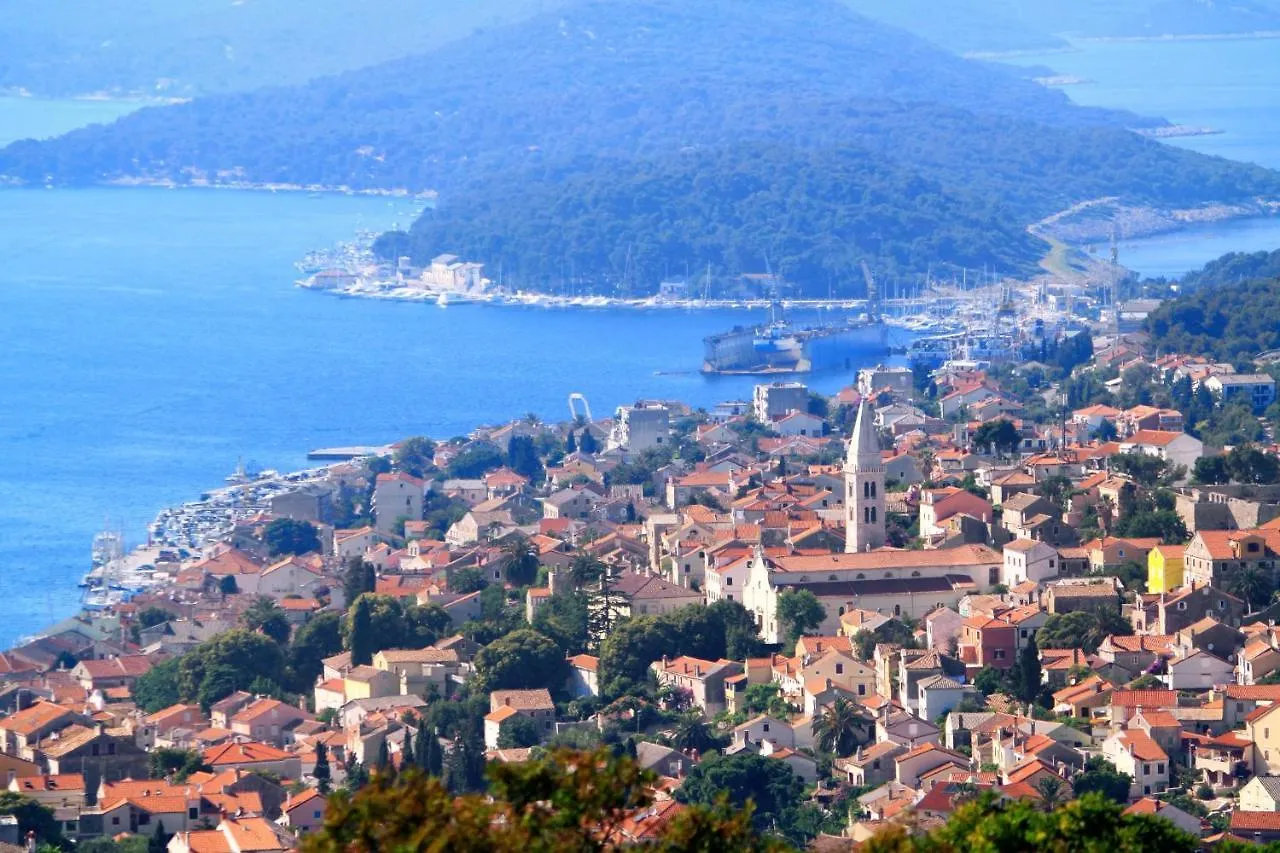 Apartments With A Parking Space Losinj, Losinj - 19972 マリ・ロシニュ